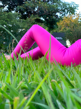 Load image into Gallery viewer, Bubblegum Leggings