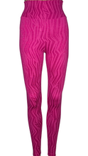 Load image into Gallery viewer, Pink PP Feline Leggings
